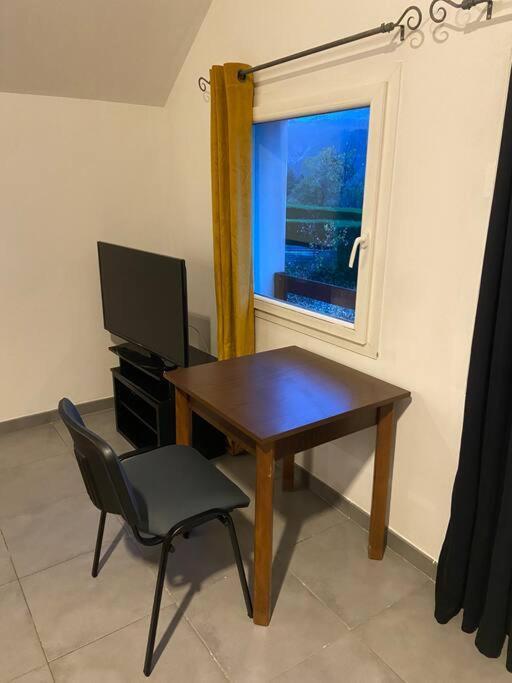 Appartement Familial A Crots Εξωτερικό φωτογραφία